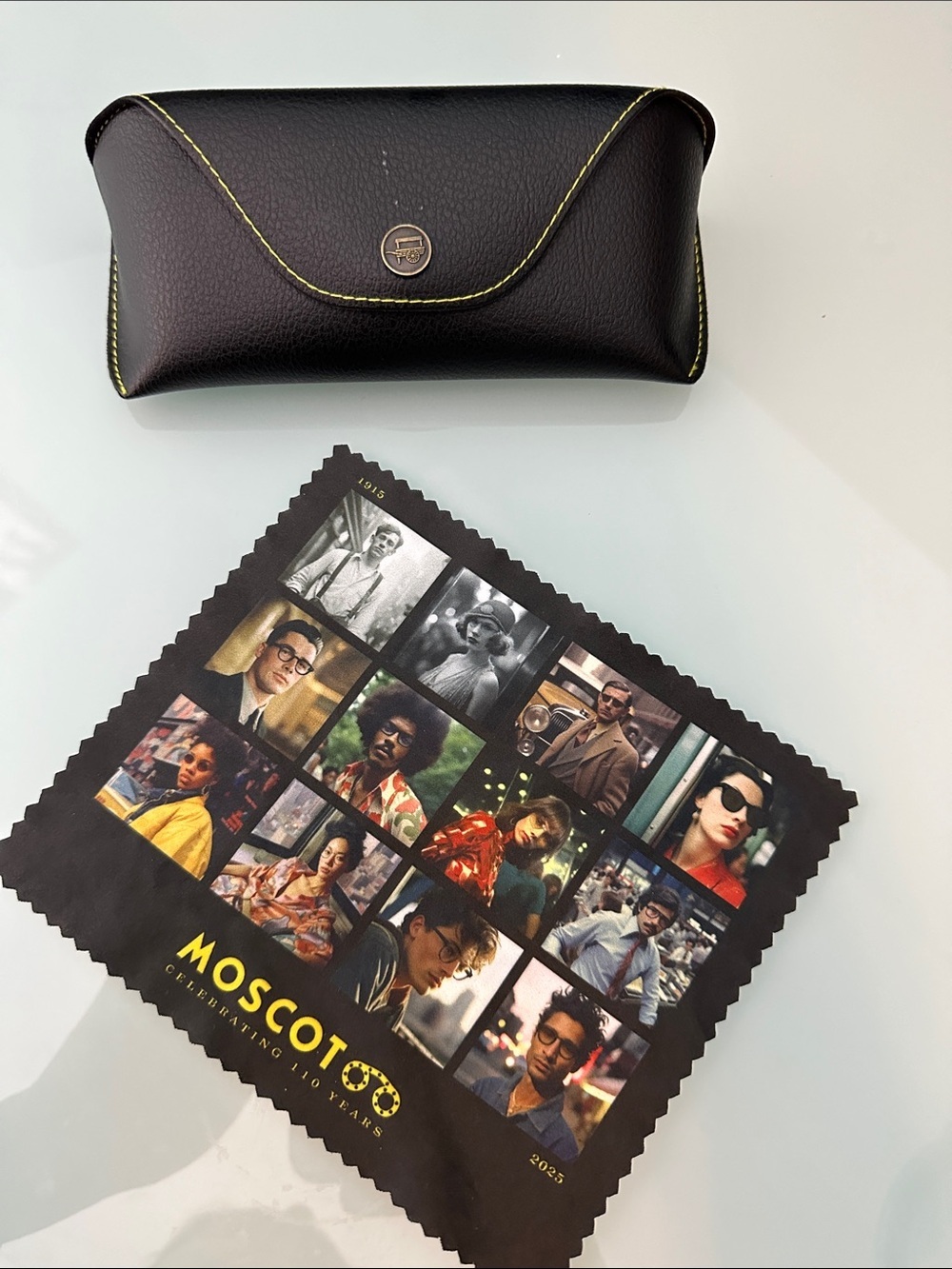 Moscot Case & Dust Cloth